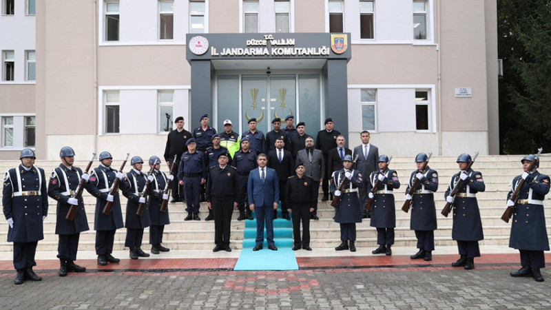 VALİ ASLAN’DAN JANDARMA  PERSONELİNE TEŞEKKÜR