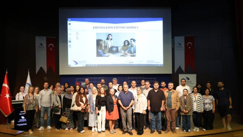 YAPAY ZEKA ODAKLI İLK KONFERANS GERÇEKLEŞTİRİLDİ