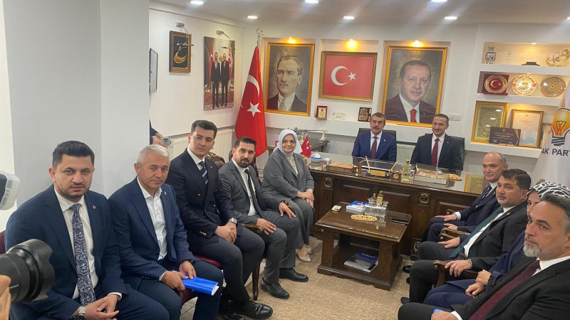 BAKAN TEKİN, AKÇAKOCA’YA SÖZ VERDİ 