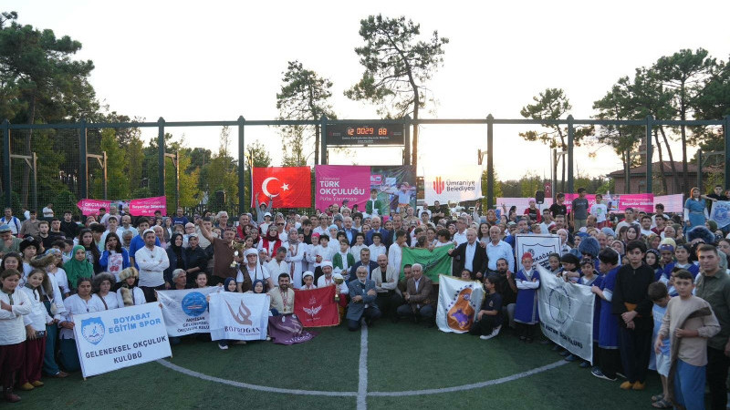 9. GELENEKSEL TÜRK OKÇULUĞU PUTA YARIŞMASI YAPILDI  