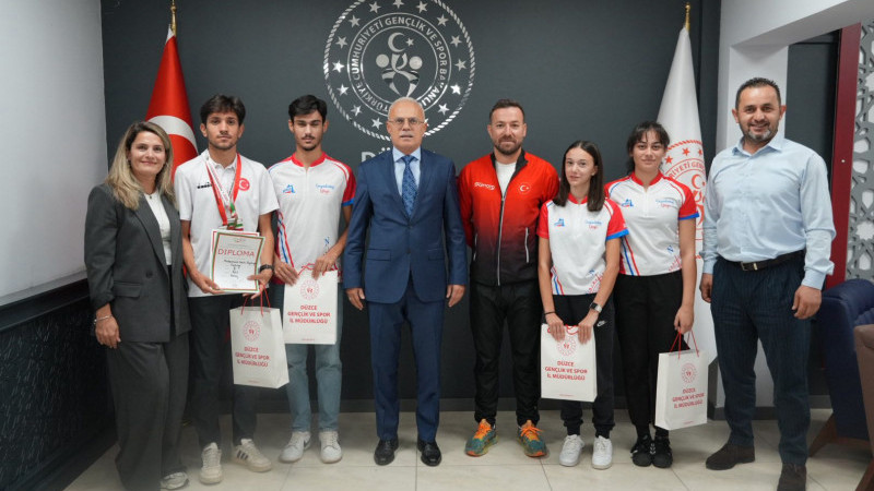 SPORCULAR, ASLANTÜRK’Ü ZİYARET ETTİ 