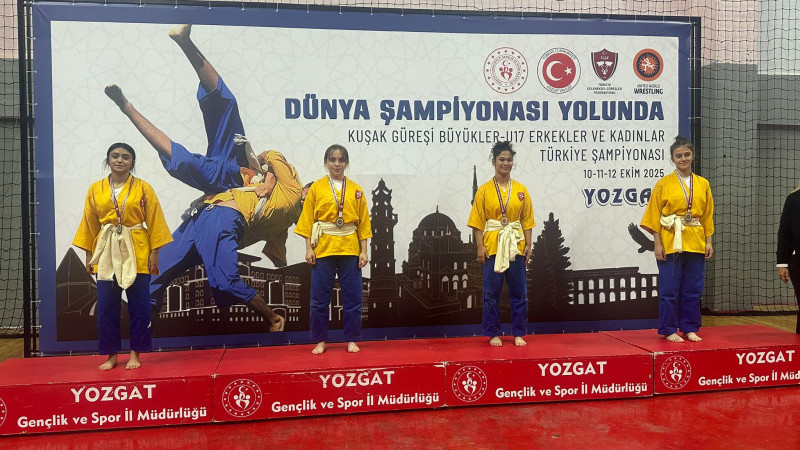 DÜZCELİ SPORCULARDAN KUŞAK GÜREŞİ TÜRKİYE ŞAMPİYONASI’NDA BÜYÜK BAŞARI