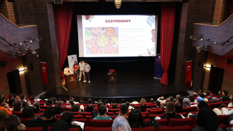 DÜZCE ÜNİVERSİTESİ’NDE “ERASMUS DAYS” COŞKUSU