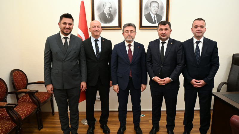 ERCAN ÖZTÜRK, BAKAN YUMAKLI İLE YIĞILCA VE BOĞAZİÇİ’NİN TALEPLERİNİ GÖRÜŞTÜ