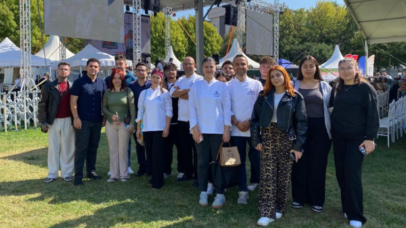 DÜZCE ÜNİVERSİTESİ TURİZM FAKÜLTESİ ÖĞRENCİLERİNDEN ULUSLARARASI BAŞARI