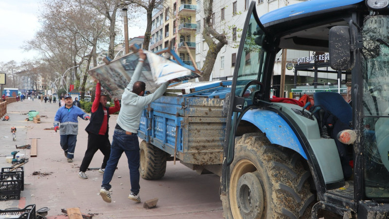 AKÇAKOCA SAHİLİ YENİDEN DOĞUYOR