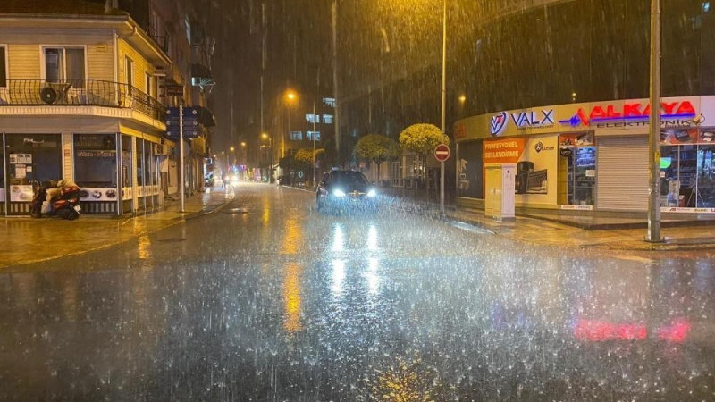 EN ÇOK YAĞIŞ DÜŞEN 3'ÜNCÜ ŞEHİR DÜZCE OLDU  