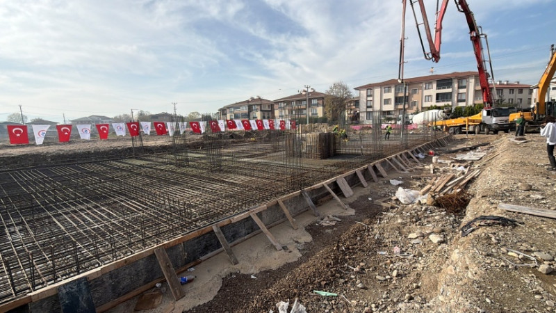 ÖZLÜ: BU BÖLGEYİ SPOR KOMPLEKSİ OLARAK PLANLADIK 