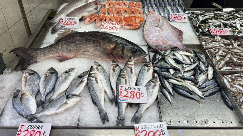 KİLOSU BİN LİRADAN TEZGÂHA İNDİ, İLGİ ODAĞI OLDU 