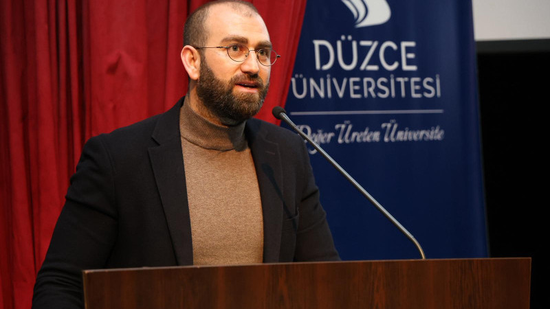 “BALKANLAR’DA TÜRKÇE BİRLEŞTİRİCİ BİR ROL OYNADI”