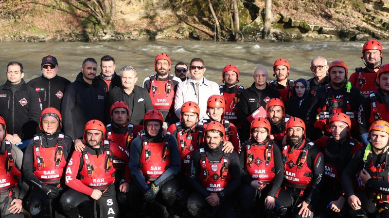 HIRÇIN MELEN SUYU YARDIM ÇIĞLIKLARIYLA İNLEDİ