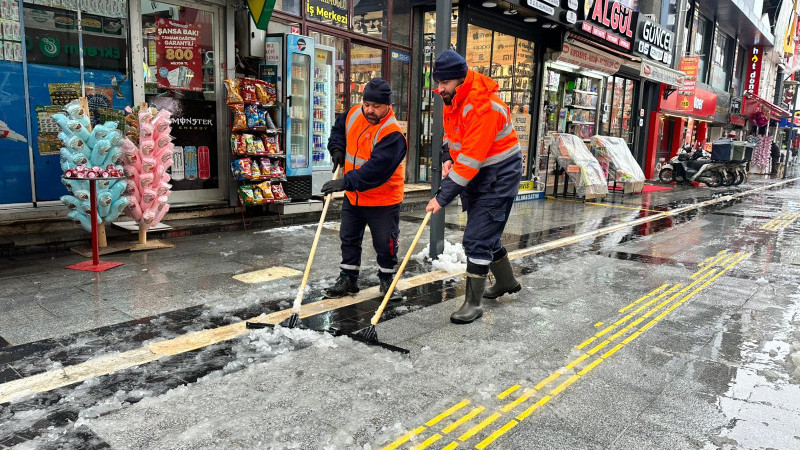 KARLA MÜCADELEDE YOĞUN MESAİ
