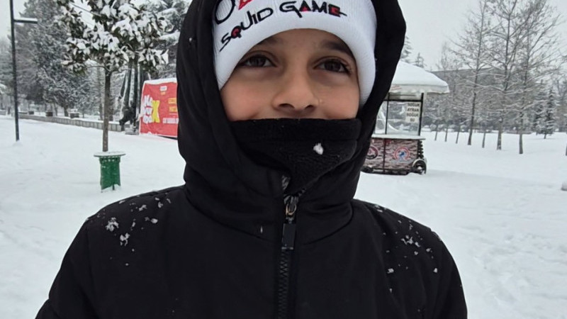 KAR TATİL İLE BİRLEŞTİ ÇOCUKLAR EĞLENDİ