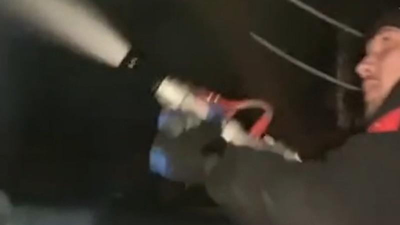 TEK KATLI KÖY EVİ KULLANILAMAZ HALE GELDİ