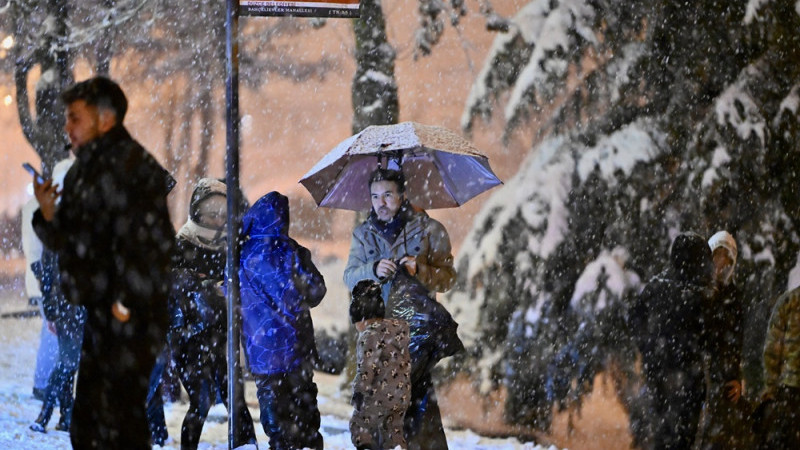 DÜZCE’DE YENİDEN KAR  YAĞIŞI ETKİLİ OLACAK MI?  