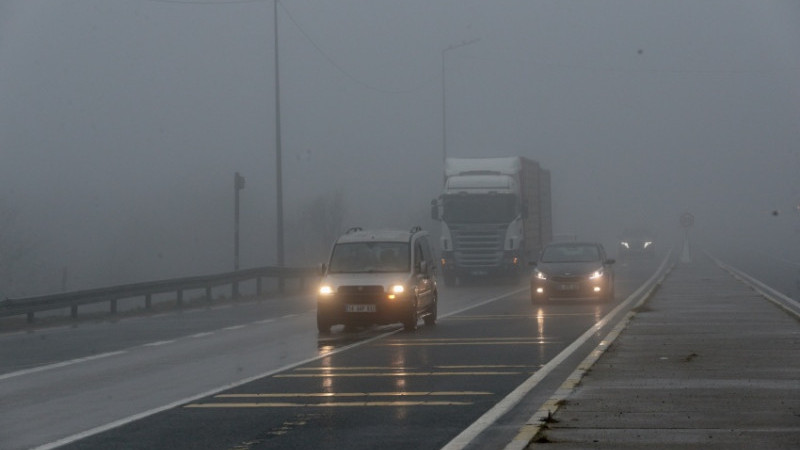 SİS ULAŞIMI OLUMSUZ ETKİLEDİ