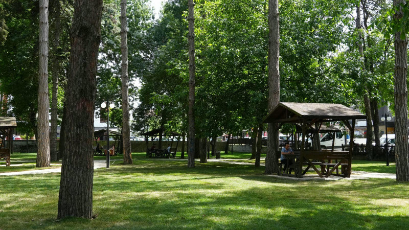DÜZCE KENT PARK’TA RAHATSIZ EDEN GÖRÜNTÜLER