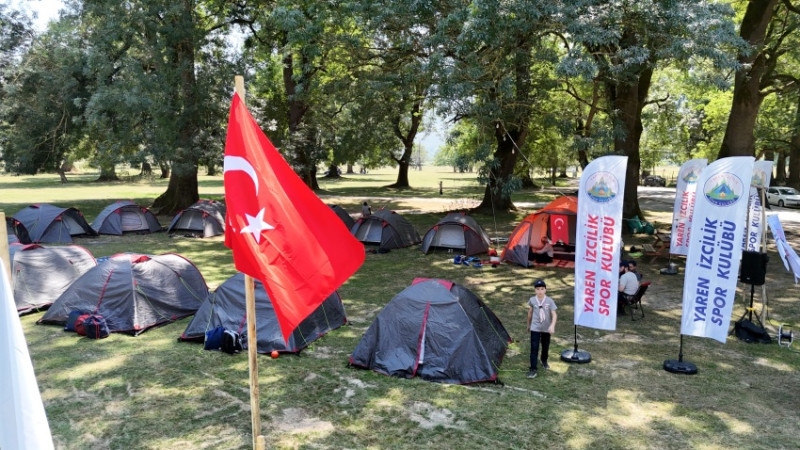 GÖLYAKA'DA İZCİLİK KAMPI DÜZENLENDİ