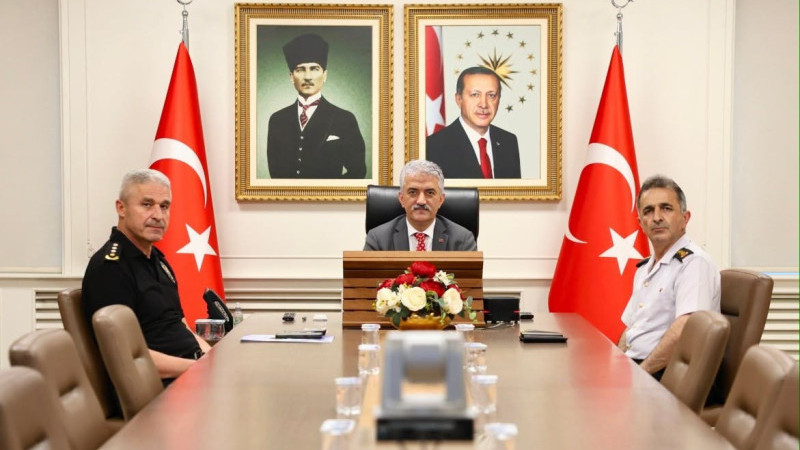 VALİ MAKAS ‘TERÖRSÜZ TÜRKİYE' GÜNDEMLİ TOPLANTIYA KATILDI