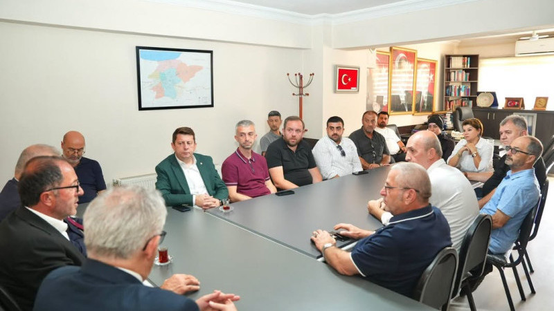 DÜZCE TSO HEYETİ CABOĞLU İLE BİR ARAYA GELDİ 