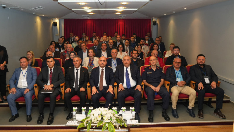 DÜZCE EKONOMİ ÇALIŞTAYI GERÇEKLEŞTİRİLDİ