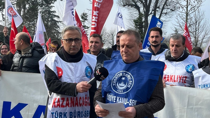 ‘MEMUR ALIN TERİNİN,  EMEĞİNİN HAKKINI İSTİYOR’