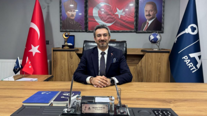 “TÜRKİYE'NİN GELECEĞİ ÇOCUKLARIN ELLERİNDE, MECLİSİN RUHU ONLARIN GÖZLERİNDE”