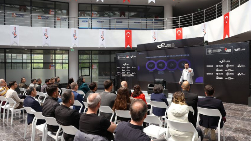 DÜZCE'DE SANAYİCİLERE RİSK SERMAYESİ EĞİTİMİ