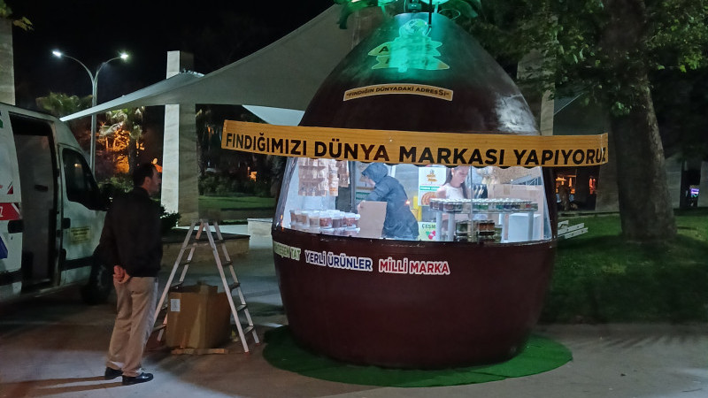 MARSİAD, FINDIĞI DÜNYA MARKASI YAPACAK PROJESİNİ AKÇAKOCA BELEDİYESİ’NE TESLİM ETTİ