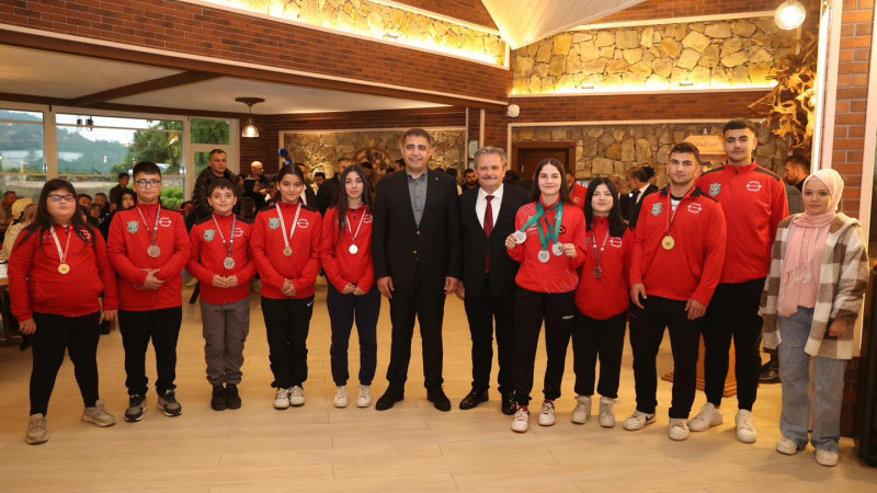 CUMAYERİ’NDE TOPLU AÇILIŞ TÖRENİ DÜZENLENDİ