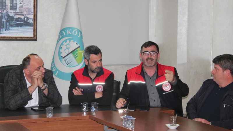 BEYKÖY’DE ÜRETİCİLER ZARARLIYA KARŞI BİLGİLENDİRİLDİ