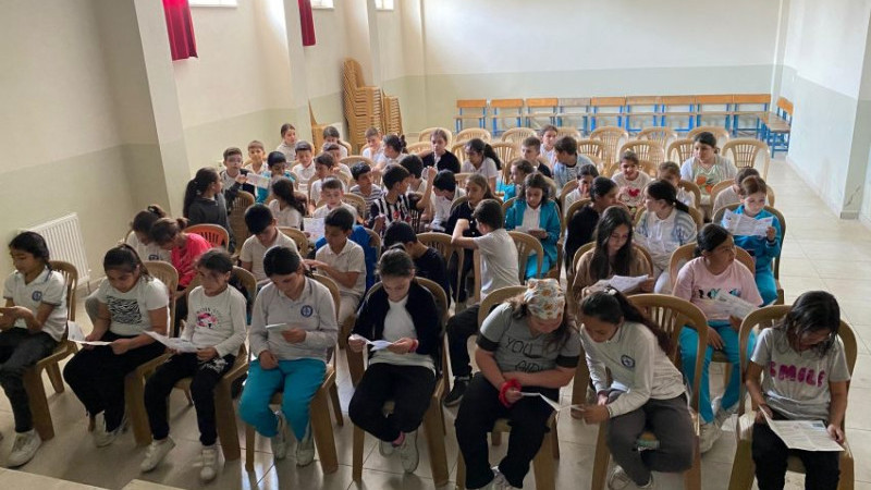 BİLİŞİM HAFTASI’NDA BİLİNÇLİ TEKNOLOJİ KULLANIMI EĞİTİMİ