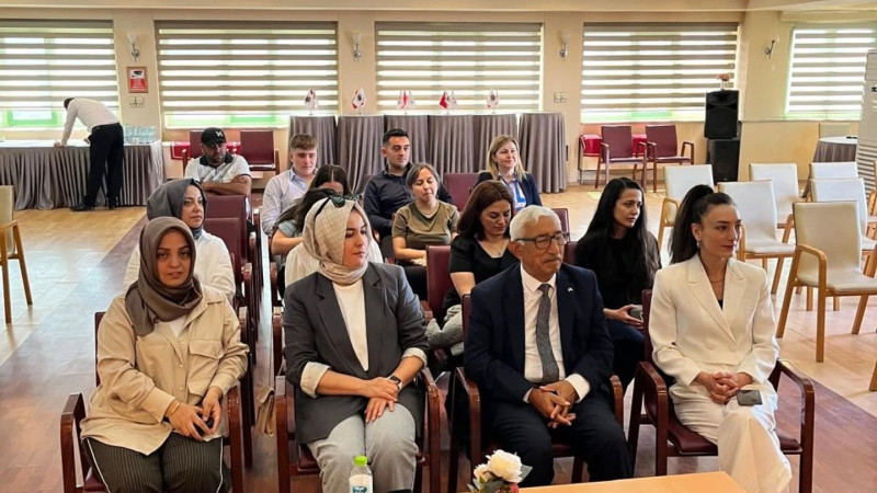 DÜZCE’DE ESNAFA BAĞIMLILIKLA MÜCADELE EĞİTİMİ