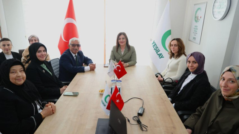 DÜZCE’DE YEŞİLAY FAALİYETLERİ TANITILDI