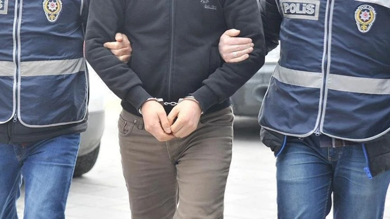 DÜZCE'DE UYUŞTURUCU OPERASYONU: 2 KİŞİ TUTUKLANDI