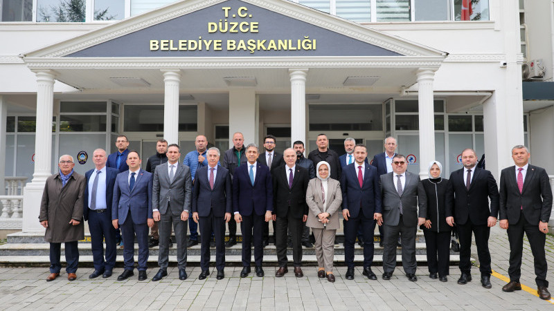 BAŞKAN ÖZLÜ’NÜN PROJELERİ TAM NOT ALDI