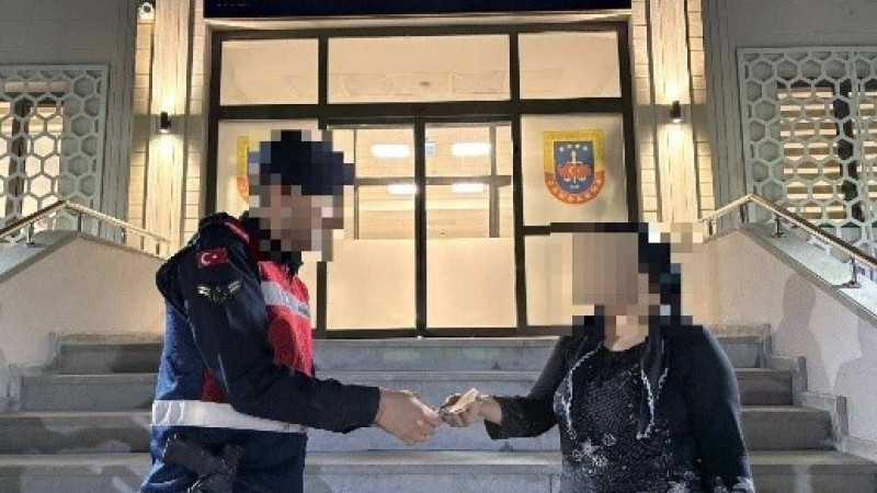 YARDIM İÇİN GELEN ŞAHISLAR PARA ÇALIP KAÇTI