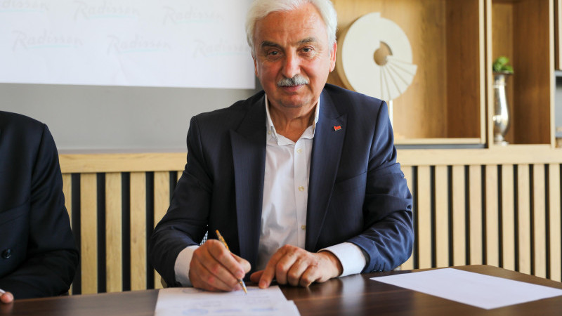 DÜZCE’YE ‘RADİSSON OTELİ’ GELİYOR