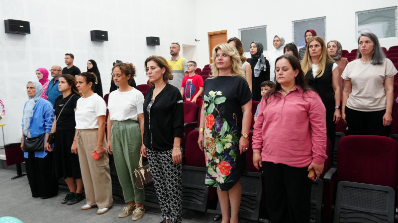 ÇOCUK ÜNİVERSİTESİ’NDE MEZUNİYET COŞKUSU