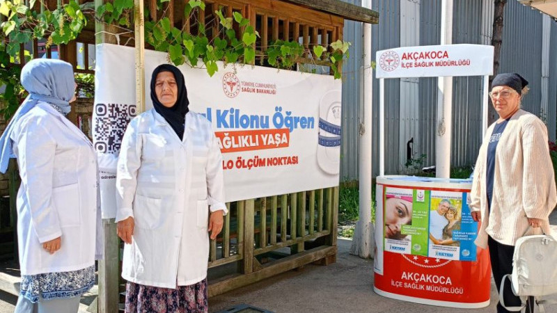 AKÇAKOCA’DA SAĞLIKLI YAŞAM STANDI KURULDU