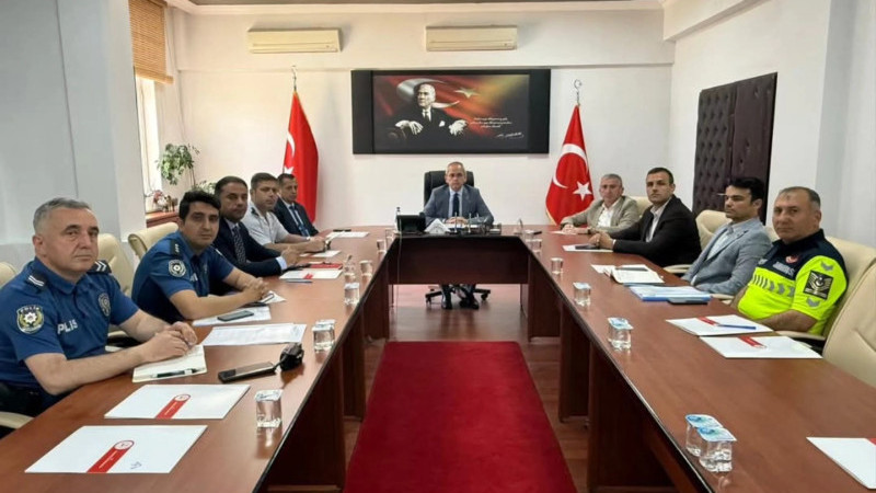AKÇAKOCA’DA TRAFİK KOMİSYONU TOPLANDI BİR ÇOK KARARLAR ALINDI