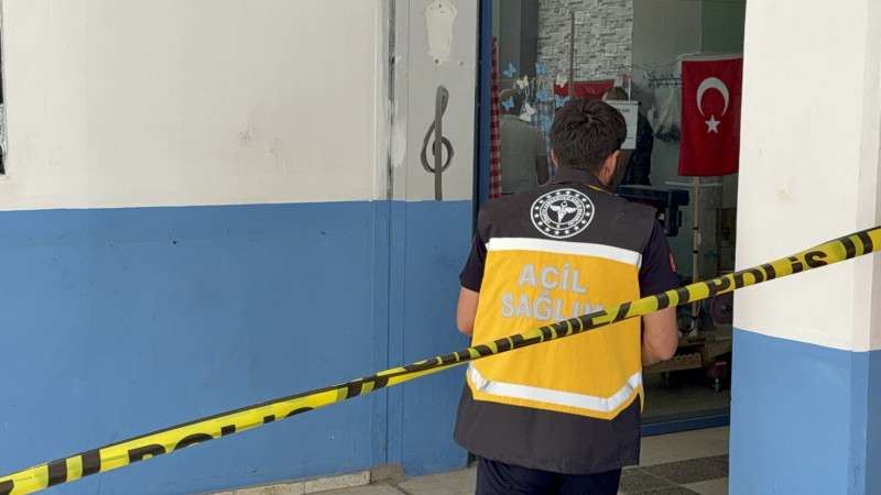 YAŞLI ADAM DÜKKANDA ÖLÜ BULUNDU 