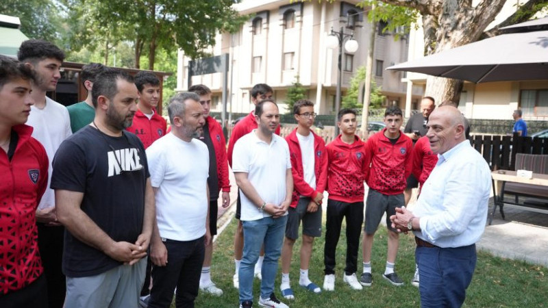 DÜZCE’Yİ TEMSİL EDECEKLER