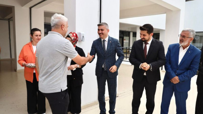GELENEKSEL BAYRAMLAŞMAYI SÜRDÜRDÜLER