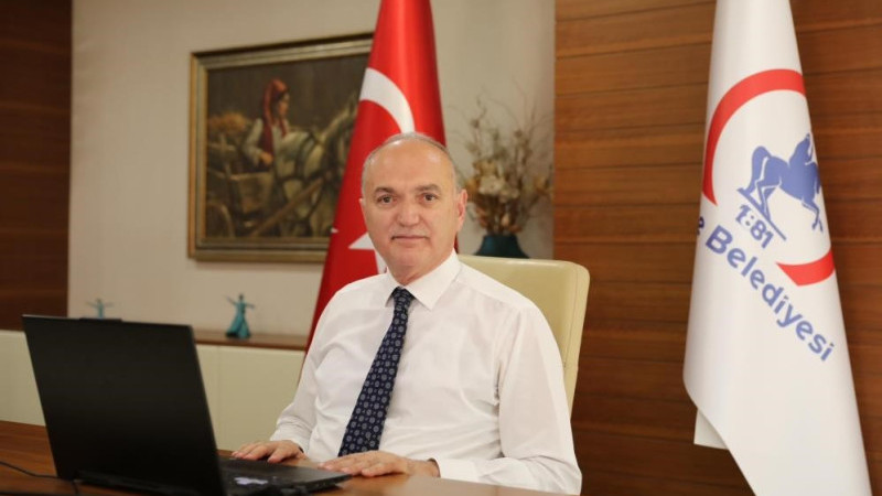 BELEDİYE BAŞKANI ÖZLÜ: 