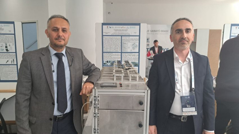 TASARLAYIP ÜRETTİKLERİ TEST CİHAZI İÇİN PATENT ALDILAR