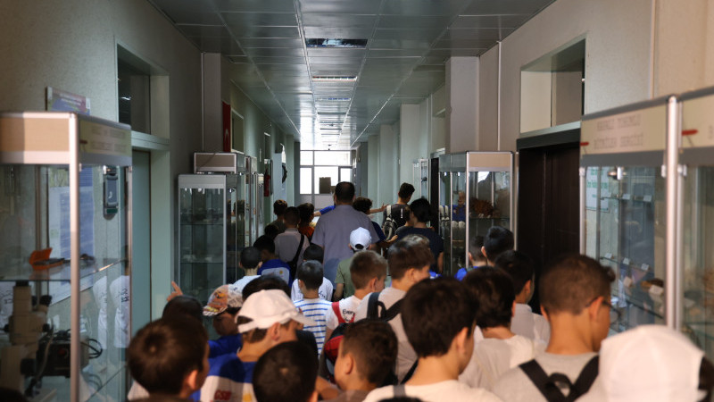 DÜZCE GENÇLİK MERKEZİ ÖĞRENCİLERİNDEN ORMAN FAKÜLTESİ’NE ZİYARET