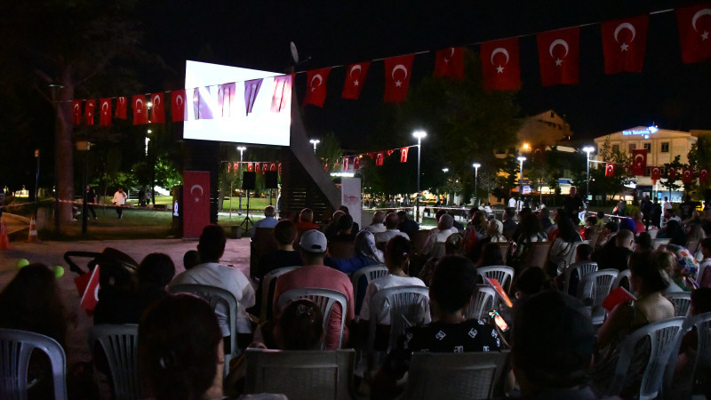 DÜZCE'DE MİLLET BAHÇESİ'NDE 