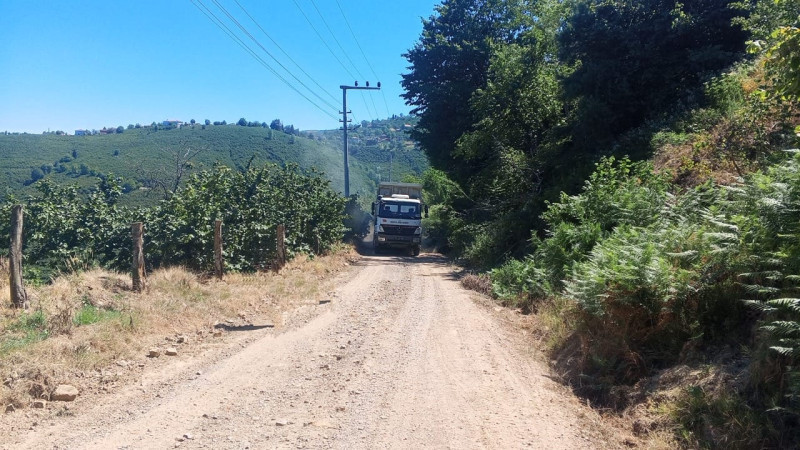 İL ÖZEL İDARESİ EKİPLERİ, ULAŞIMI KONFORLU HALE GETİRİYOR