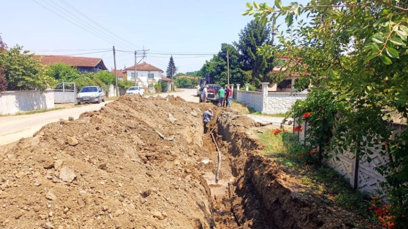 KÖY YOLLARINDA ÇALIŞMALAR TAMAMLANDI 